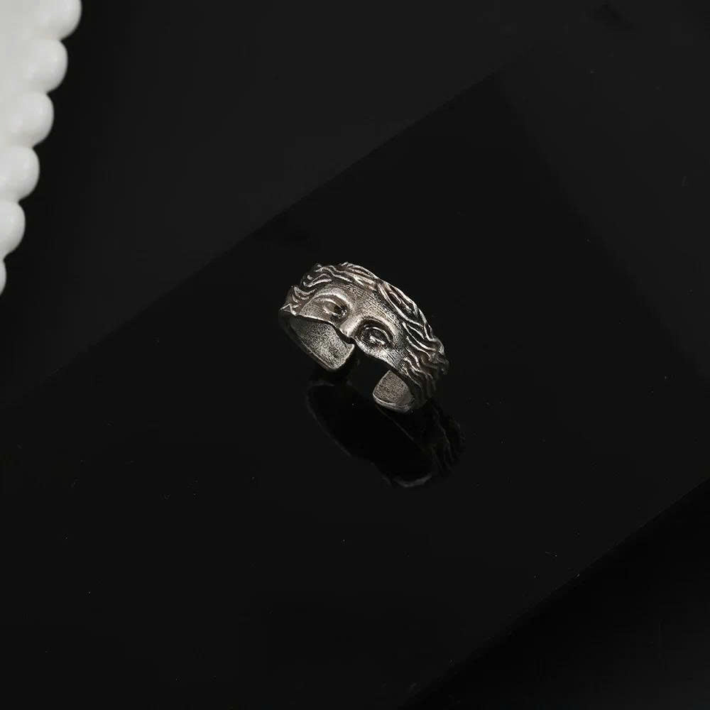 Greek Mythology Venus Ring – Vintage Gothic Style